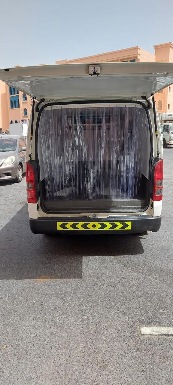 Standard Roof Van Chilled Interior